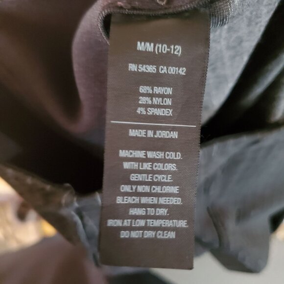 Nygard Slims Pants Womens Medium Black Pinstriped Ankle Stretch Pull-On Style - Picture 3 of 9